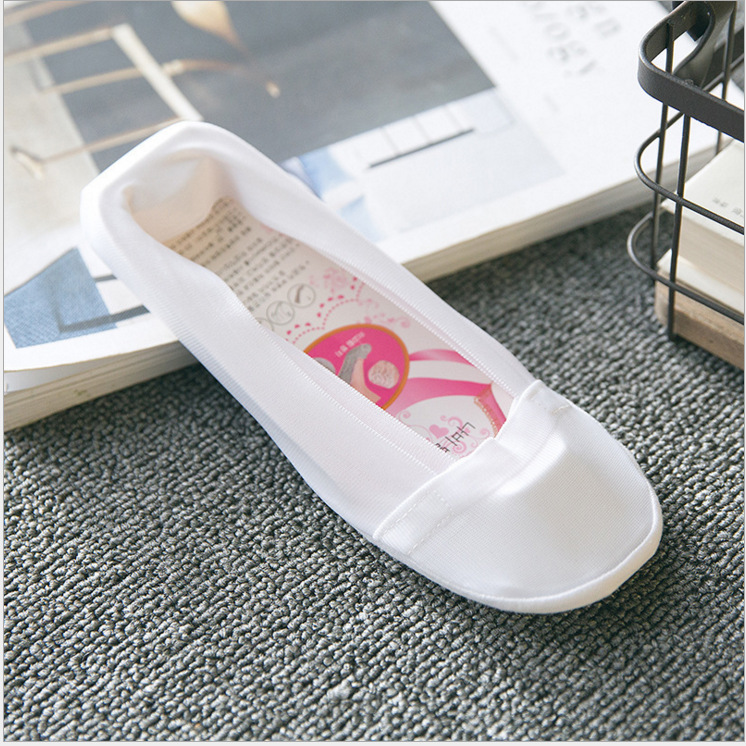 Summer A Seamless Ice Silk Socks Circle Silicone Non-slip Socks Invisible Socks Female Shoes Peas